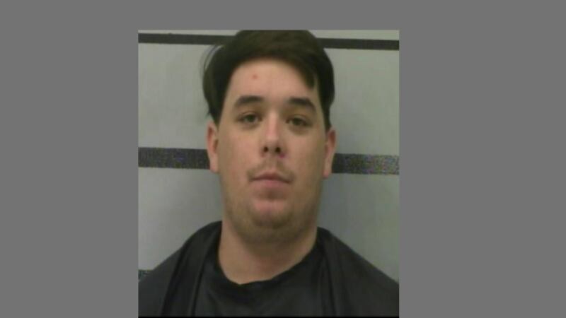 J Nicholas Bryant, de 26 años, se declaró culpable de un cargo de fraude electrónico y...